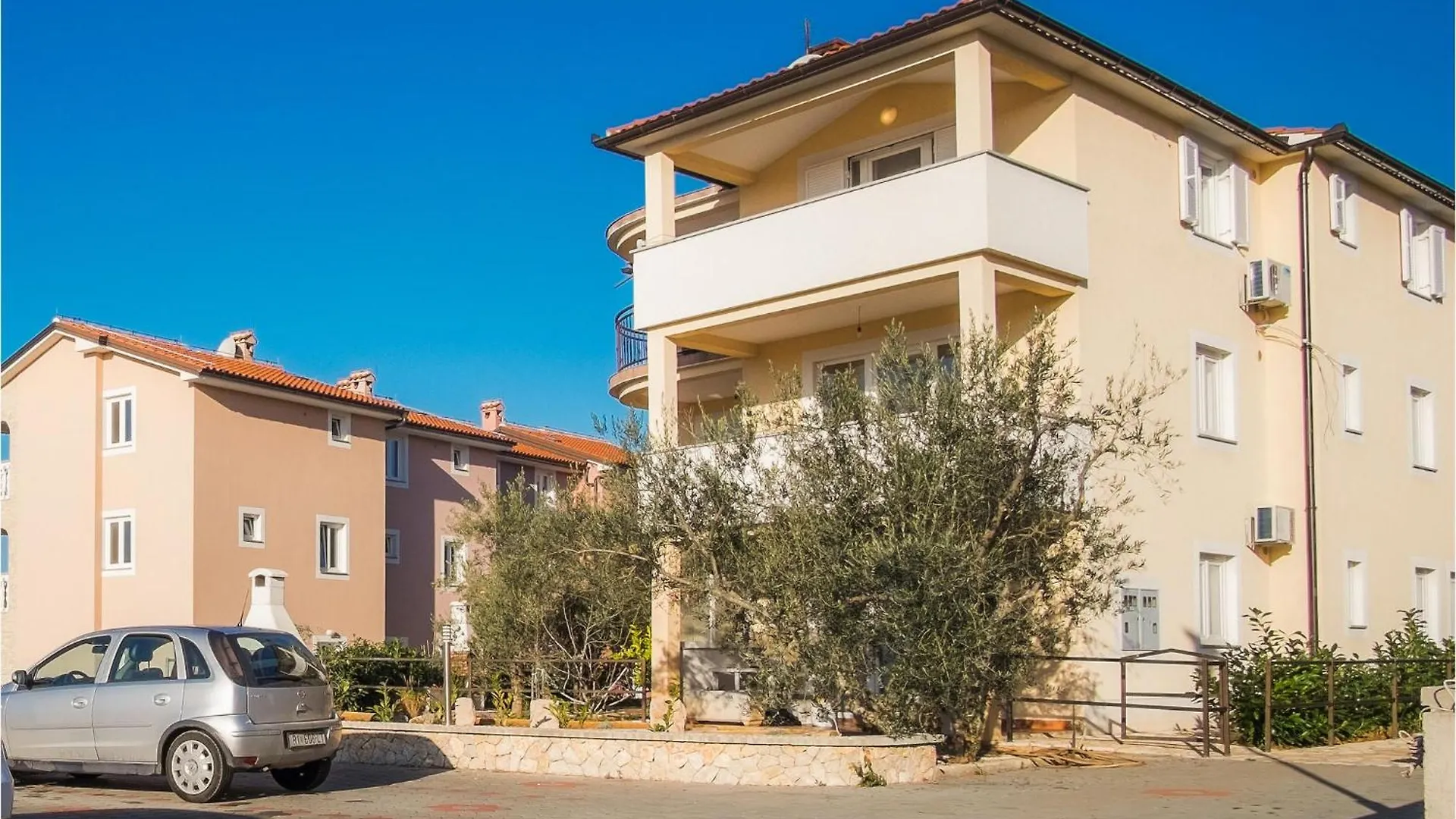 Beautiful Apartment In Sveti Vid Miholjice